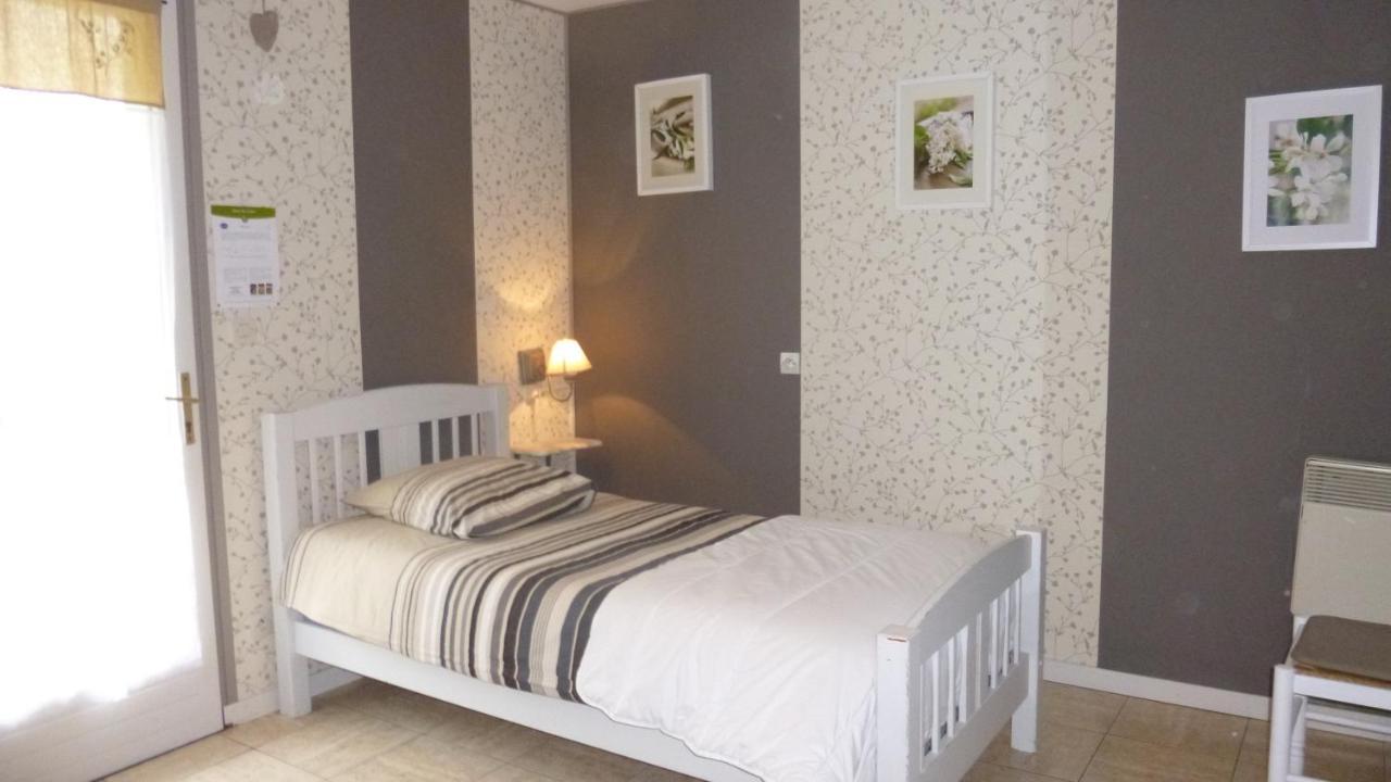 Bed and Breakfast Les Garennes Favières Esterno foto